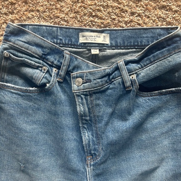 Curve Love Ultra High Rise 90s Straight
Jean - Picture 6 of 8